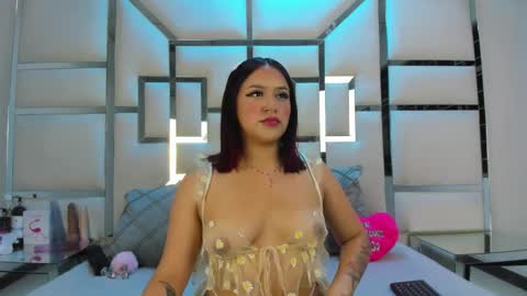 Issys online show from March 18, 3:53 am