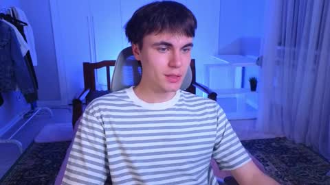 Snapshot of istairee chatting on February 21, 1:55 pm Maks online show from February 21, 1:55 pm