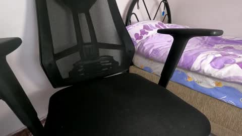 erdem online show from March 1, 1:40 pm