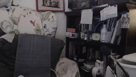 ImYourBitch online show from May 18, 4:07 am