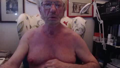 ImYourBitch online show from June 3, 4:04 am