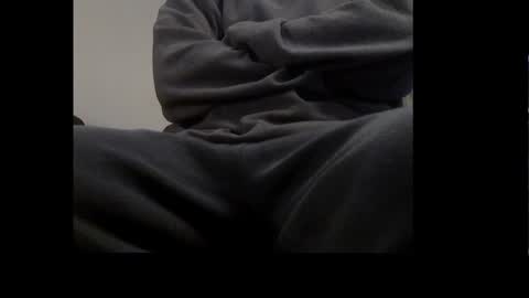 Snapshot of ital25usa chatting on December 8, 3:43 am ital25usa online show from December 8, 3:43 am