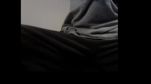 Snapshot of ital25usa chatting on January 19, 4:01 am ital25usa online show from January 19, 4:01 am