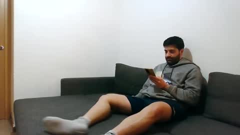 Snapshot of italianboybcn chatting on December 31, 7:07 pm italianboybcn online show from December 31, 7:07 pm