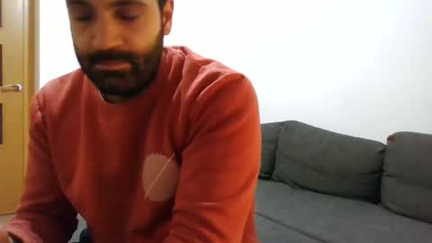 Snapshot of italianboybcn chatting on January 4, 8:17 am italianboybcn online show from January 4, 8:17 am