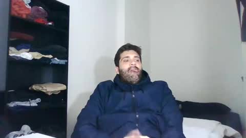 Snapshot of italianboybcn chatting on March 7, 8:45 am italianboybcn online show from March 7, 8:45 am