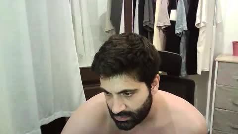 Snapshot of italianboybcn chatting on October 4, 8:51 pm italianboybcn online show from October 4, 8:51 pm