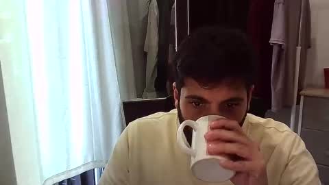 Snapshot of italianboybcn chatting on October 30, 8:05 am italianboybcn online show from October 30, 8:05 am