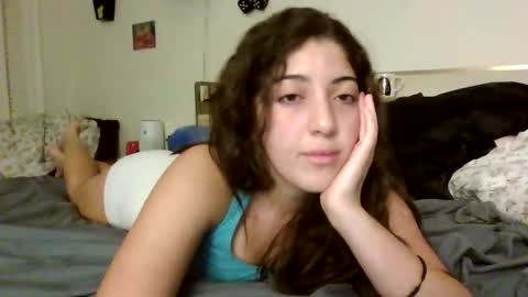 ItalianKitty online show from March 12, 2:39 am