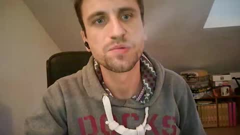 Snapshot of italiano116116 chatting on December 10, 3:12 pm italiano116116 online show from December 10, 3:12 pm