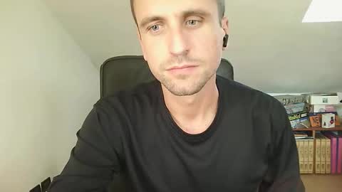 Snapshot of italiano116116 chatting on October 13, 8:47 am italiano116116 online show from October 13, 8:47 am