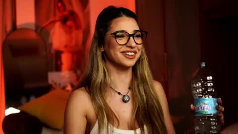 Snapshot of italy_baby chatting on April 7, 7:47 pm italy_baby online show from April 7, 7:47 pm