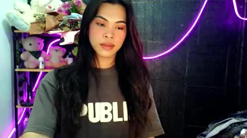 its_chloe20 online show from May 26, 11:28 am