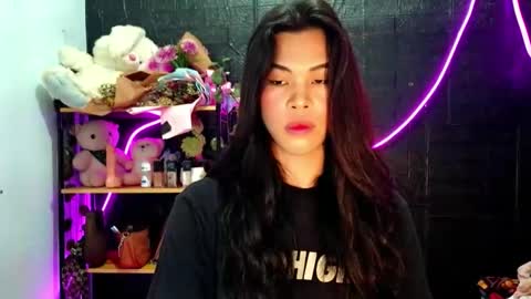 its_chloe20 online show from May 28, 12:46 pm