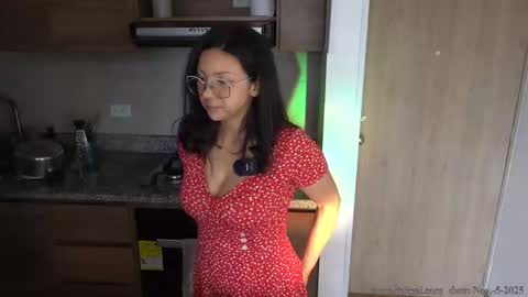 Jessi online show from November 5, 9:48 pm