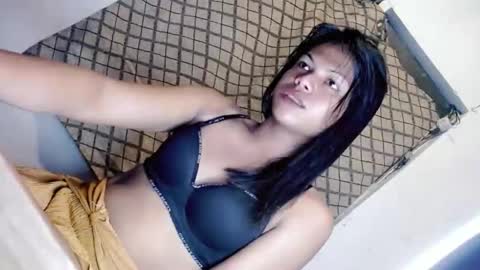 Snapshot of its_kynth chatting on June 10, 7:57 pm its_kynth online show from June 10, 7:57 pm