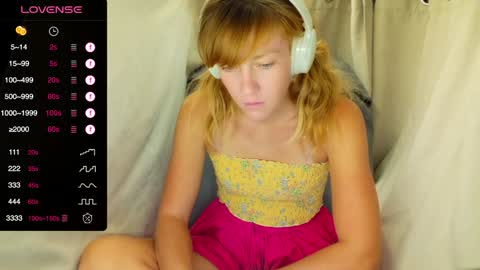 Lily online show from November 11, 4:34 am