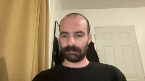 Snapshot of its_me_adam_9 chatting on October 31, 5:47 pm its_me_adam_9 online show from October 31, 5:47 pm