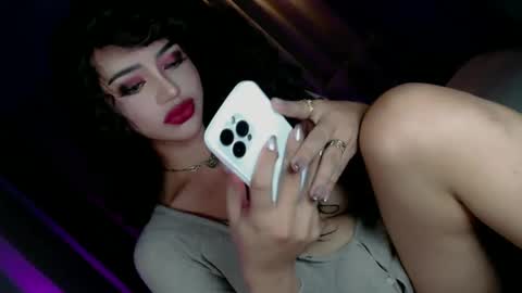Snapshot of its_me_cataleya chatting on March 7, 4:13 am Cataleya Rogers online show from March 7, 4:13 am
