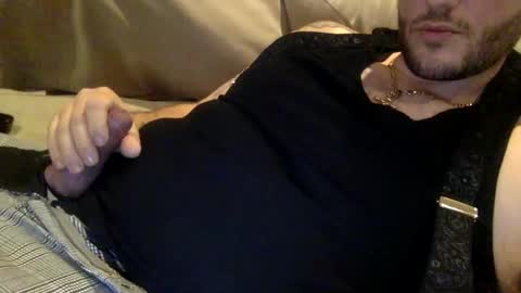 Snapshot of itsjasonj chatting on May 18, 4:07 am itsjasonj online show from May 18, 4:07 am