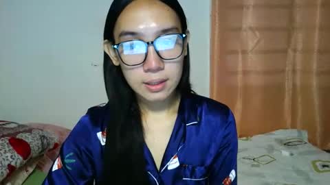 itsmehotqueen online show from February 19, 3:46 am