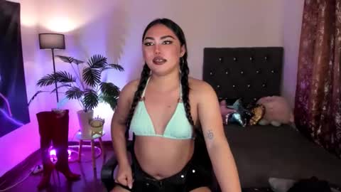 Snapshot of itsmemoiraa69 chatting on March 14, 8:20 am itsmemoiraa69 online show from March 14, 8:20 am