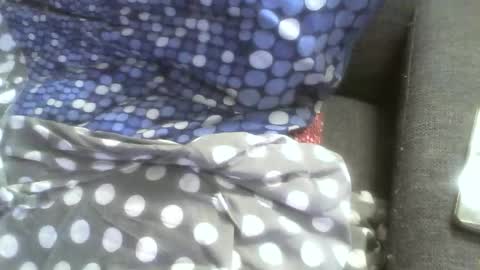 ItsTrashCanNotTrashCant online show from December 1, 6:29 am