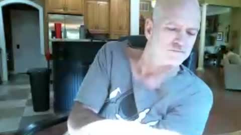 Snapshot of itsxxxtc chatting on June 23, 9:57 pm itsxxxtc online show from June 23, 9:57 pm