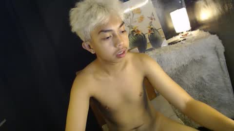 Snapshot of itsyourcummerboy_xx chatting on May 27, 7:11 pm Kyle online show from May 27, 7:11 pm