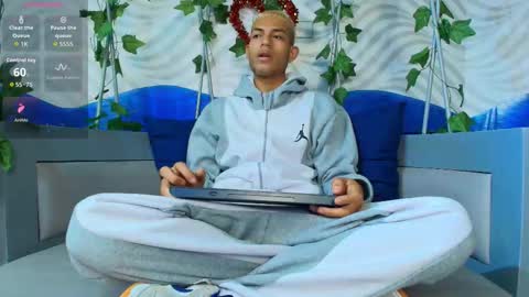 itszairen online show from February 21, 4:02 am