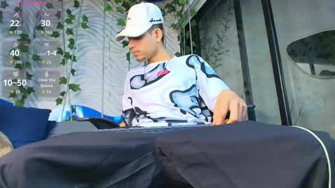 itszairen online show from May 28, 3:59 am