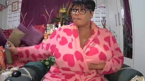 itumeleng74 online show from December 22, 9:01 pm