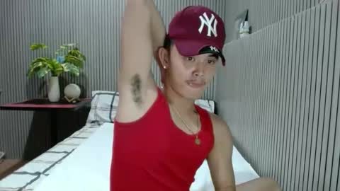 itzme_dex online show from March 28, 4:17 pm