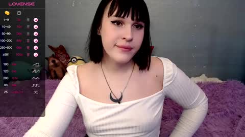 Snapshot of ivamayy chatting on February 25, 9:09 am Sasha online show from February 25, 9:09 am