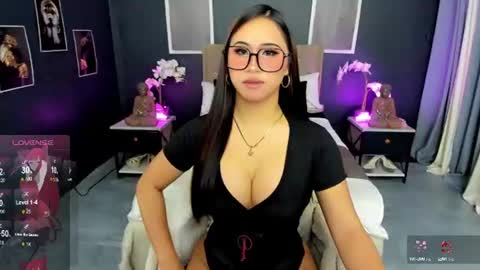 Snapshot of ivana_elise18 chatting on June 19, 9:18 pm HI NEW PRINCESS ELISE online show from June 19, 9:18 pm