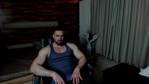 IvanHydee online show from April 15, 4:41 am