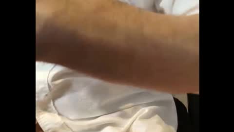 Snapshot of ivann_34 chatting on March 25, 3:07 pm ivann_34 online show from March 25, 3:07 pm