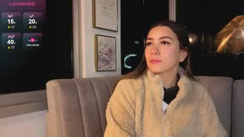 Snapshot of ivanna_west chatting on May 5, 9:50 am Ivanna West online show from May 5, 9:50 am