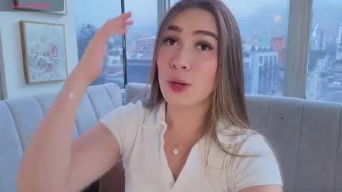 Snapshot of ivanna_west chatting on May 27, 12:02 pm Ivanna West online show from May 27, 12:02 pm