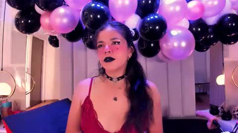     online show from March 8, 1:04 pm