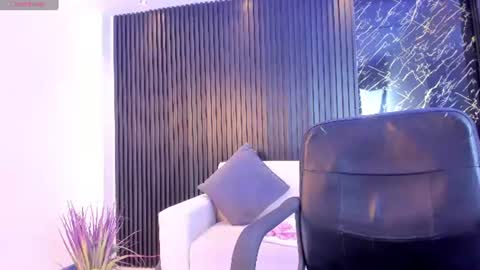ivanna online show from July 24, 11:08 am