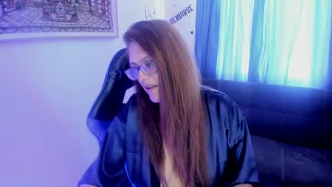 Snapshot of ivette_shaira chatting on May 11, 1:28 pm IVETTE online show from May 11, 1:28 pm