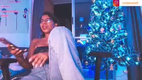  Ivon  Miss Jones  online show from December 1, 2:38 am