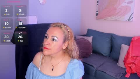 Snapshot of ivonne_4 chatting on May 23, 1:37 pm Ivonne online show from May 23, 1:37 pm