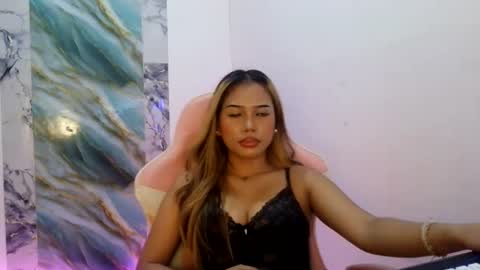 Snapshot of ivory_babe chatting on June 30, 12:11 am ivory_babe online show from June 30, 12:11 am