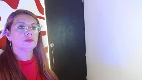 ivory_mistress online show from May 19, 1:39 pm