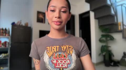 kirstenelsie online show from June 6, 12:49 am