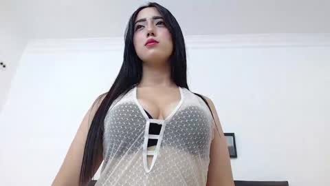 ivorynoir online show from April 13, 12:54 pm