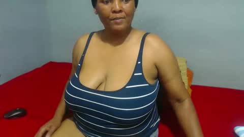 IVORYTITS48 online show from February 18, 5:42 pm