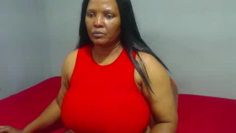 IVORYTITS48 online show from February 21, 8:51 am